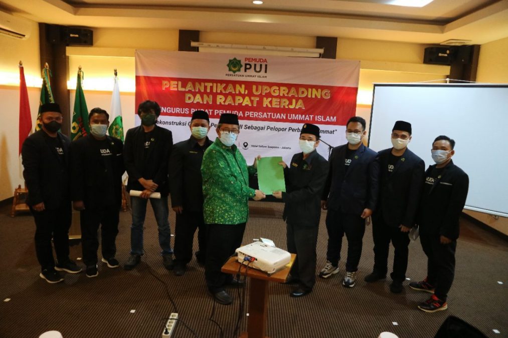 PP Pemuda PUI Masa Khidmat 2021-2024 resmi dilantik oleh Majlis Syuro PUI, KH. DR. Ahmad Heryawan, M.Si., Minggu (7/3/2021). (Foto: Humas PUI)