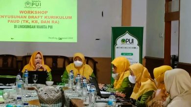 Photo of Kolaborasi Wanita PUI Jawa Barat dan DPP Wanita PUI dalam Workshop Penyusunan Draft Kurikulum PAUD Tahun 2022