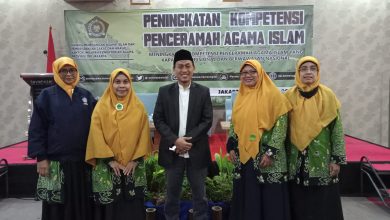 Photo of PW Wanita PUI DKI Jakarta Ikuti Peningkatan Kompetensi Penceramah Agama Islam Kemenag RI