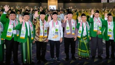 Photo of Menko Pangan, Wakil Ketua MPR dan Kapolri Membuka Secara Resmi Muktamar PUI Ke-15: Membangun Kemandirian, Memajukan Indonesia