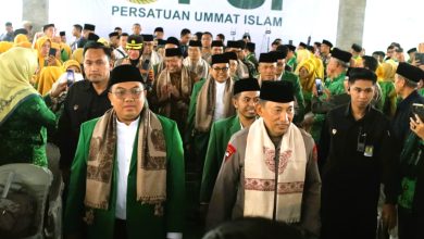 Photo of Milad ke-108 PUI di PP Santi Asromo Majalengka, Kapolri Ikuti Doa Bersama untuk Bangsa