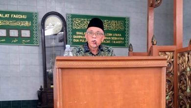 Photo of Ketua Majelis Syura PUI Sampaikan Tausiyah di Masjid Universitas Riau, Tekankan Persatuan Umat